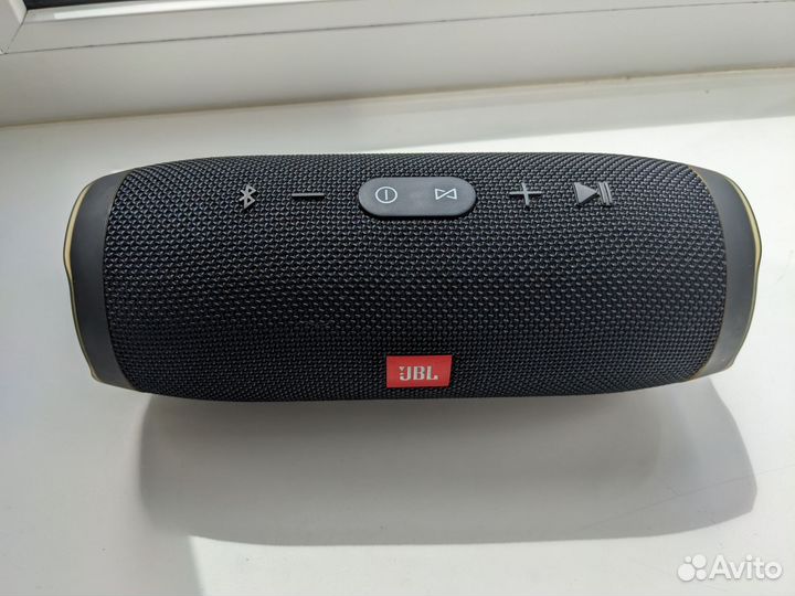 Колонка jbl charge 3