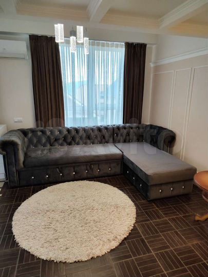 2-к. квартира, 52 м², 4/4 эт.