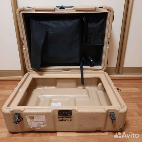 Кофр от армейского,спутниково телефона Nera Saturn