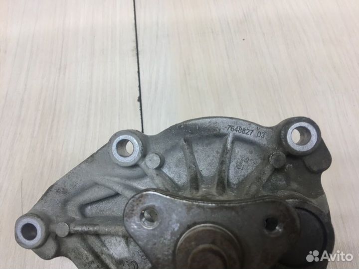 Помпа Bmw 3 F30