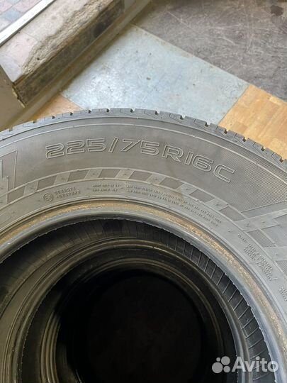 Nokian Tyres Hakka Van 225/75 R16C 121R