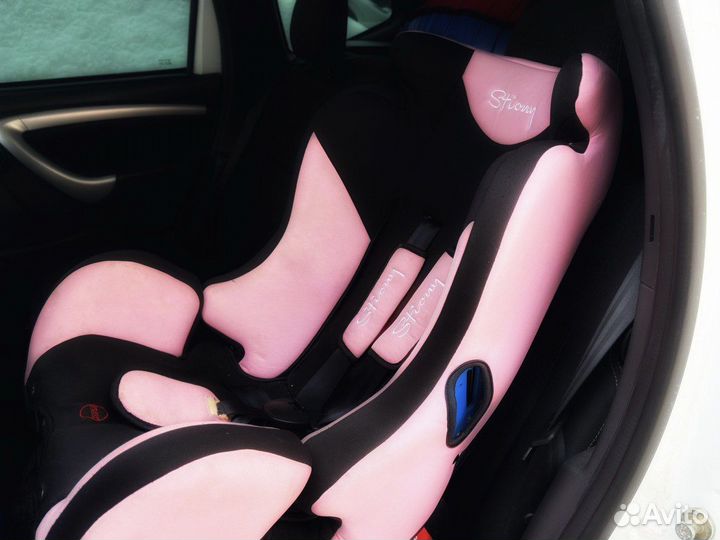 Автомобильное кресло от 0 до 25 Stiony