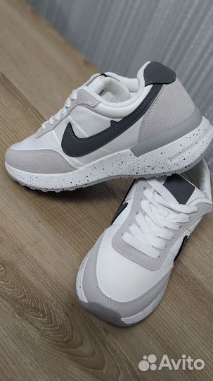 Бесплатно кроссовки