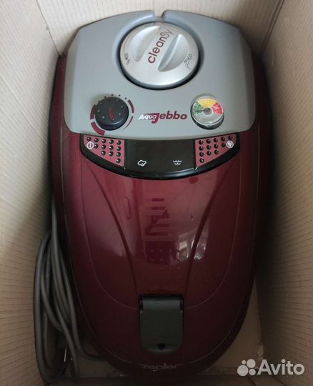 Большой и мощный парогенератор Zepter AquaJebbo