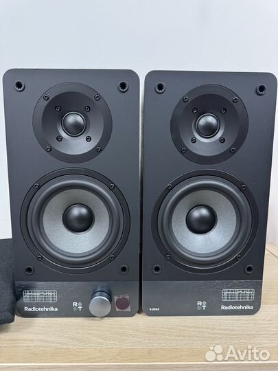 Активная полочная акустика Radiotehnika S-20NA