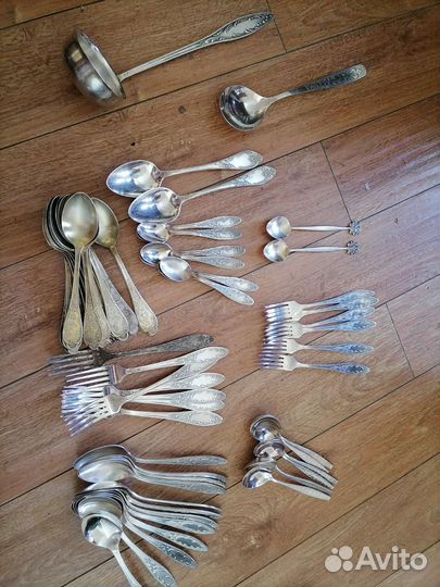 Мельхиоровые ложки десертные СССР