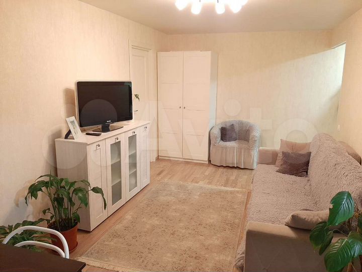 2-к. квартира, 43,8 м², 2/5 эт.