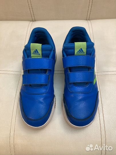 Кроссовки adidas