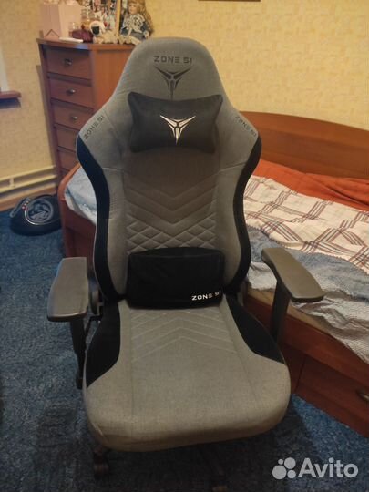 Игровое кресло zone 51 bastion