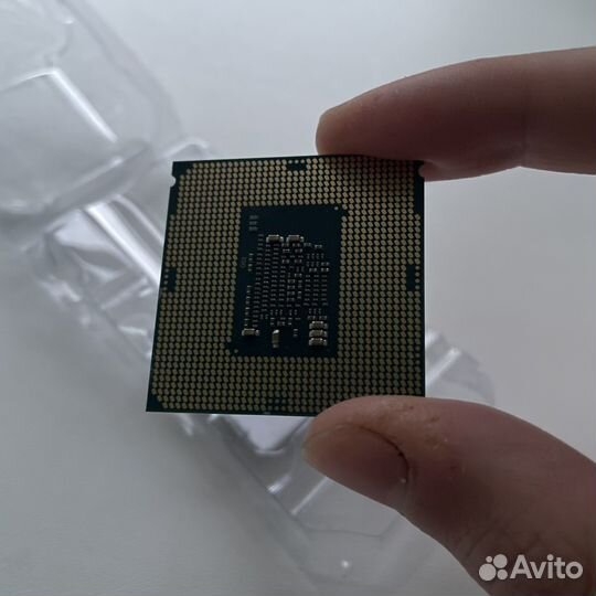 Процессор Intel Core i3-6100
