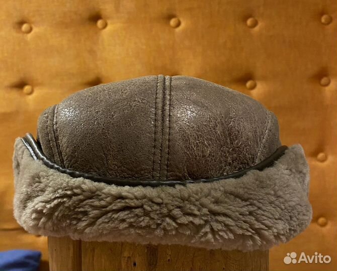 Кепи замшевая с мехом
