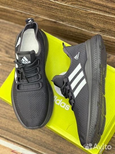 Кроссовки мужские летние adidas 43 44