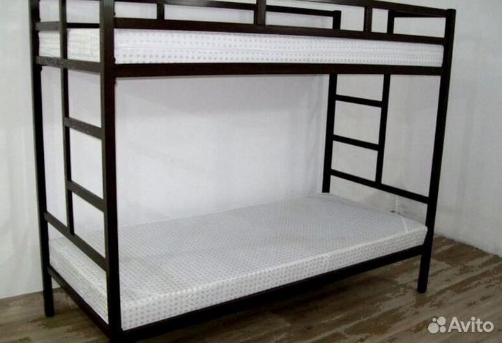 Двухъярусная кровать металлические