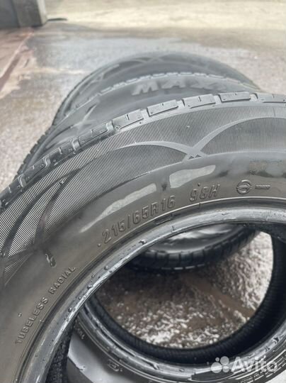 Maxxis MA-P1 215/65 R16