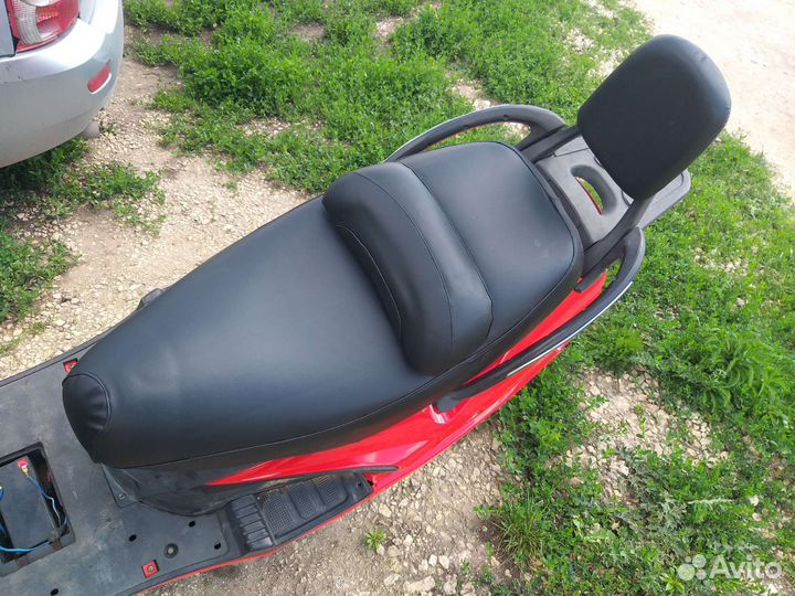 Макси скутер