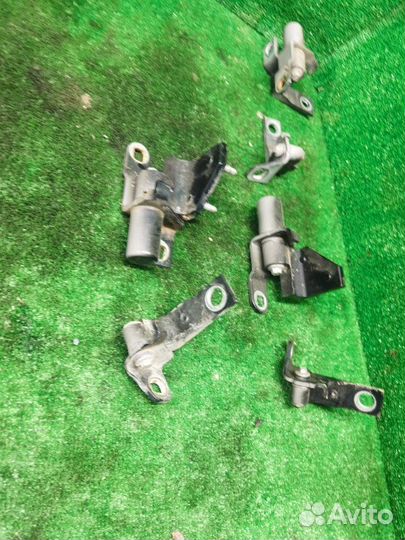 Петля двери (шарнир) Ford Mondeo 4 рестайлинг 1.6