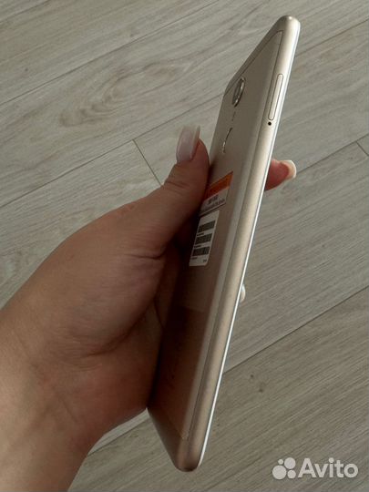 Xiaomi Redmi 5, 2/16 ГБ