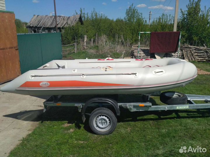 Лодка пвх Баджер 390 в хорошем состоянии