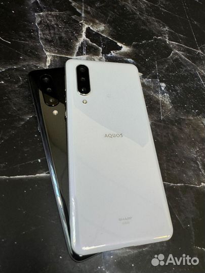 Sharp Aquos Zero, 6/128 ГБ