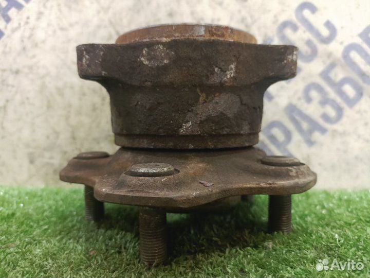 Ступица задняя левая Nissan Murano кроссовер 3.5