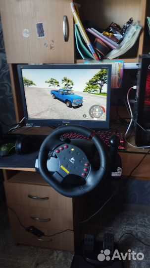 Игровой руль logitech momo racing (торг)