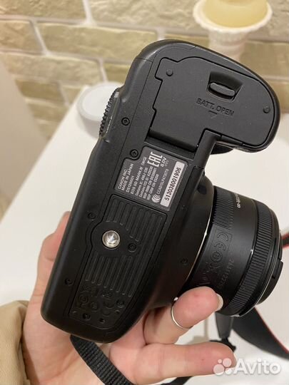Фотоаппарат canon 5D mark 4
