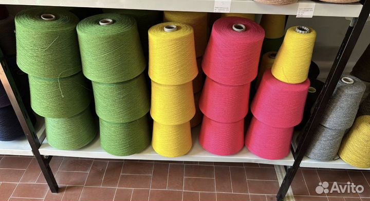 Итальянская стоковая пряжа