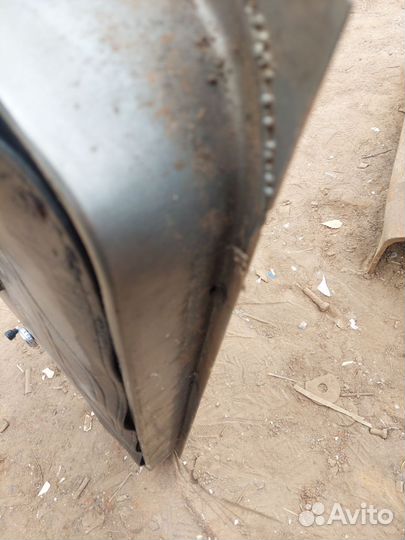 Задняя дверь на ниву 2131