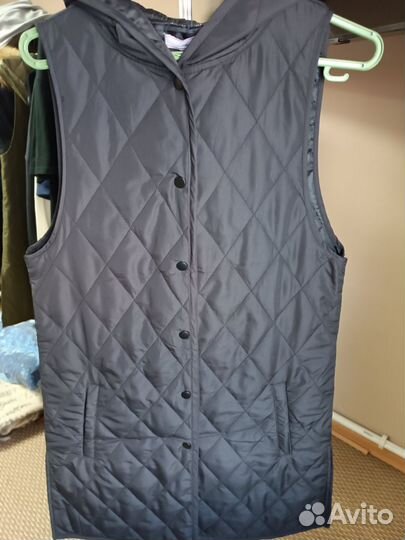 Жилет на позднюю весну 44-46 новый