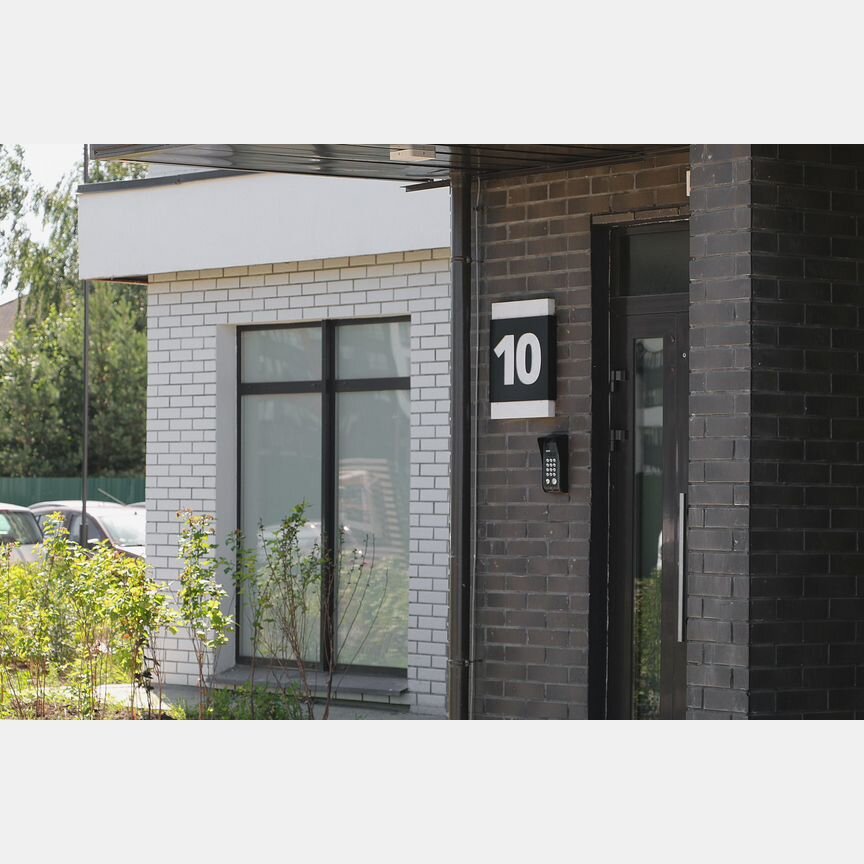 2-к. квартира, 58,4 м², 1/12 эт.