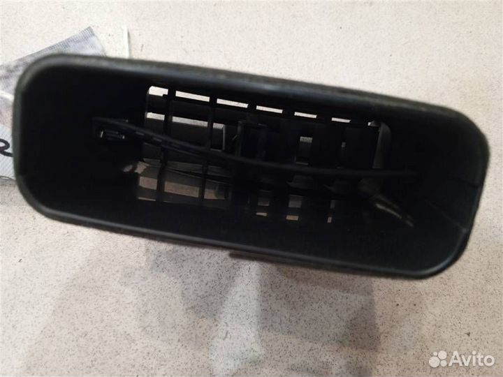 Дефлектор воздушный правый Toyota Camry XV70 2017