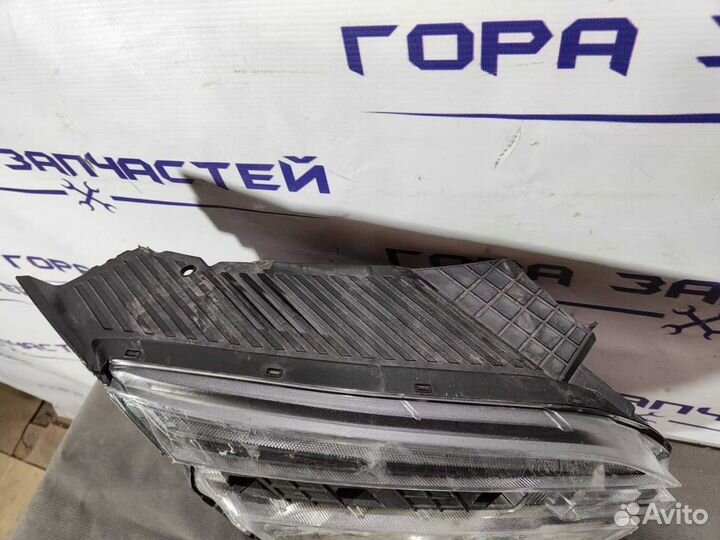 Фара правая Hyundai Creta 2021