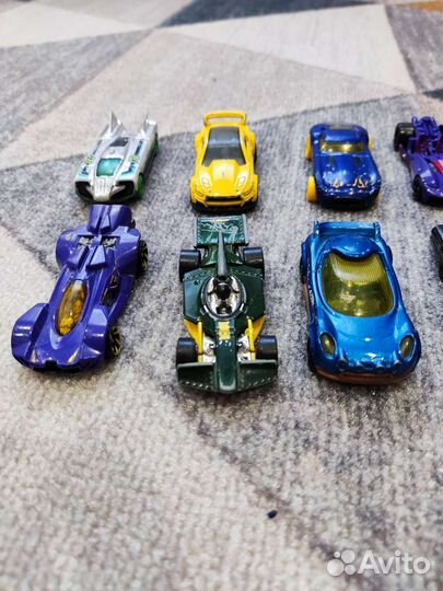 Hot wheels машинки