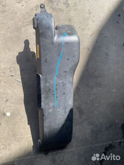 Воздухозаборник передний на toyota