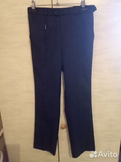 Школьные брюки на резинке для мальчика 146