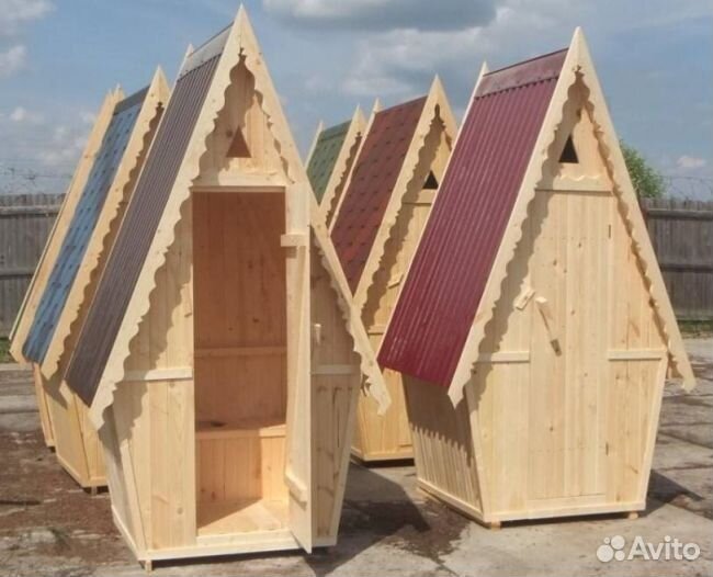 Дачный туалет деревянный