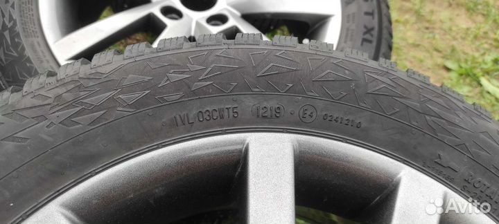 Continental IceContact 3 205/55 R16 94T