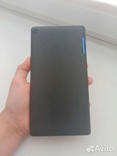 Планшет Lenovo TAB3 7