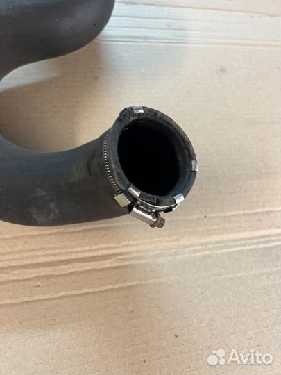 Патрубок интереуллера Peugeot 308 2.0D