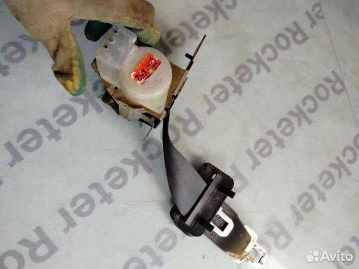 Ремень безопасности центральный Hyundai Elantra XD