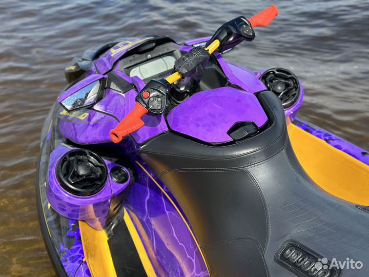 BRP Sea-Doo RXP 300-X RS Audio