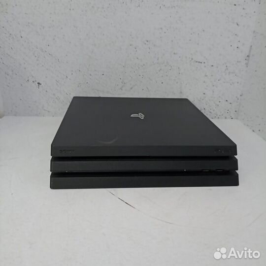 Игровая приставка Sony Play Station 4 Pro 1TB