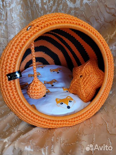 Домик лежанка для кошки