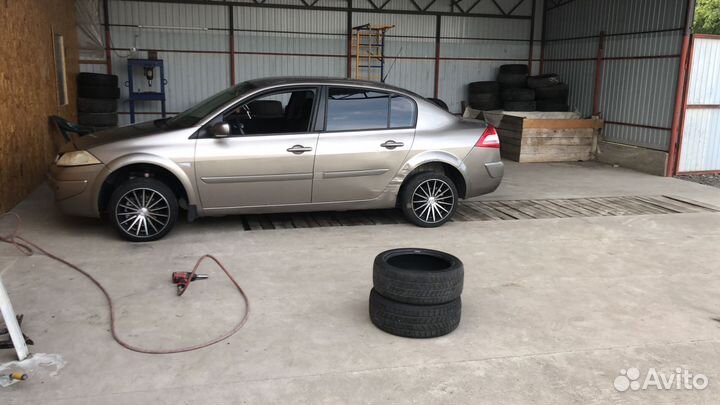 Renault Megane 1.6 AT, 2008, 180000км