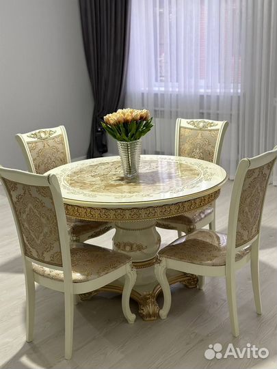 Столы и Стулья