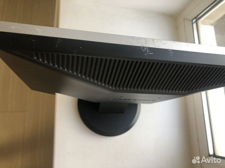 Монитор Samsung 923NW