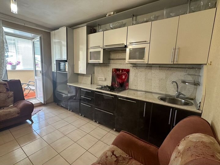 2-к. квартира, 68 м², 2/5 эт.