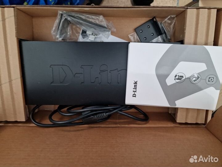 Коммутатор D-Link DGS-1210-28