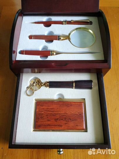 Настольный письменный набор (5 предметов)