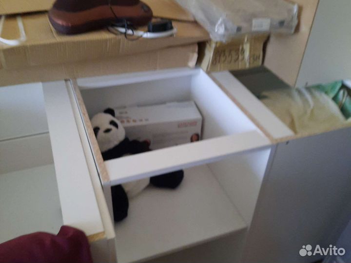 Кухонный гарнитур новый напрямую